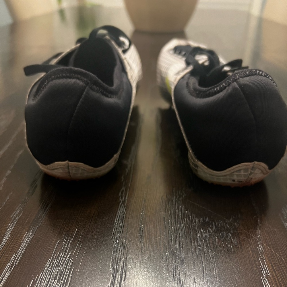 ADIDAS Track Spikes - Picture 3 of 6